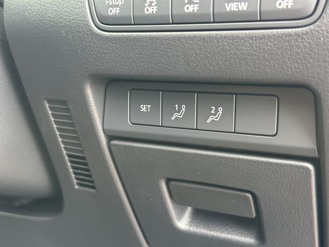 Mazda MAZDA3 2023-01 7138-13