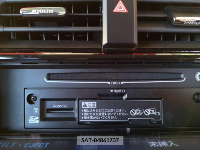 Toyota PRIUS 2018-07 393417-18