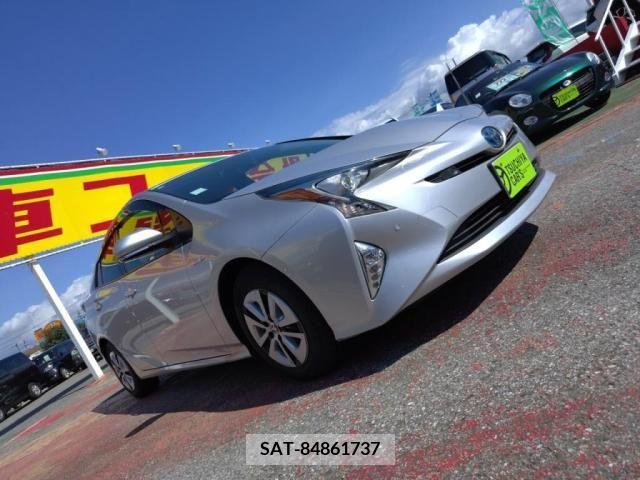 Toyota PRIUS 2018-07 393417-24