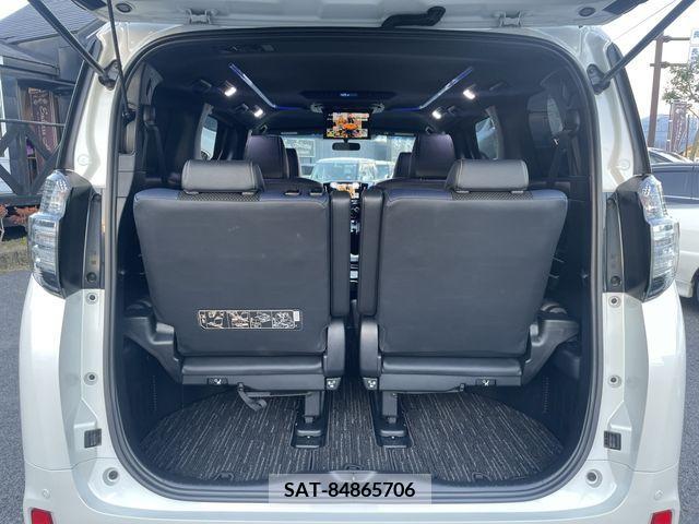 Toyota VELLFIRE 2017-10 202845-25