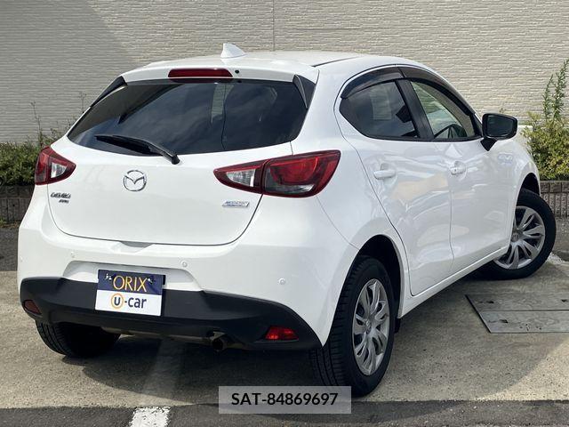 Mazda DEMIO 2018-05 335136-2