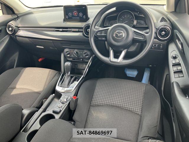 Mazda DEMIO 2018-05 335136-1