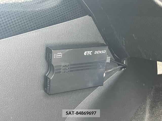 Mazda DEMIO 2018-05 335136-6