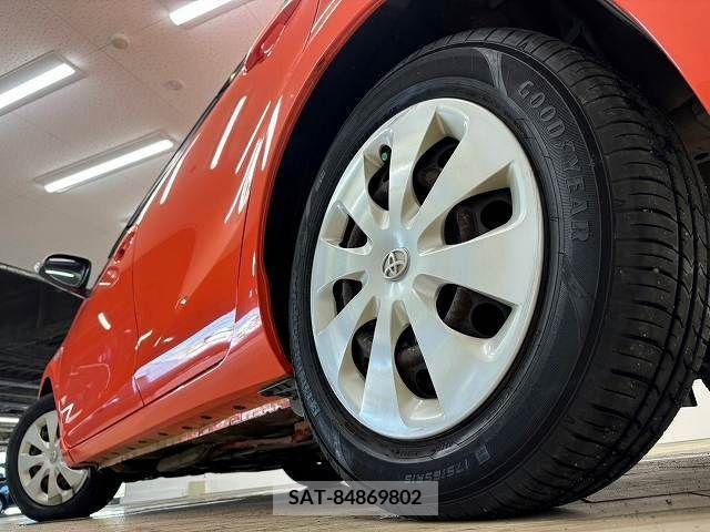 Toyota AQUA 2012-02 356140-18