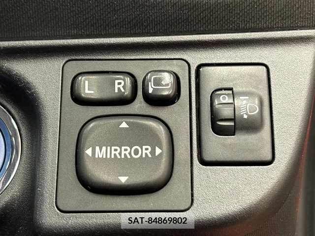 Toyota AQUA 2012-02 356140-10