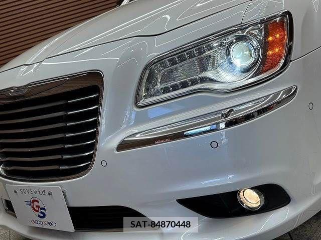 Chrysler 300 2015-03 299004-19