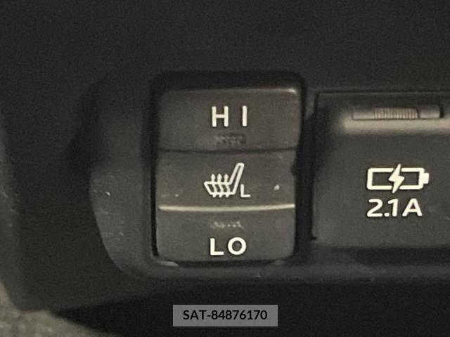 Toyota SIENTA 2020-09 383078-5