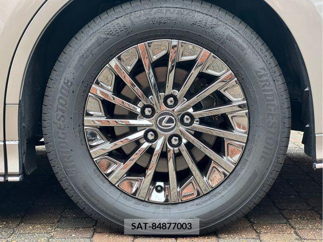 Lexus LM 2024-03 334468-29