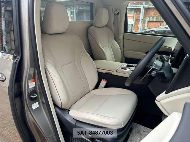 Lexus LM 2024-03 334468-7