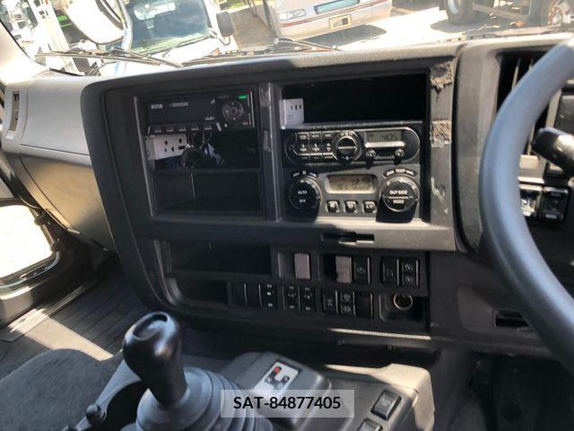 Isuzu GIGA 2016-06 350949-17
