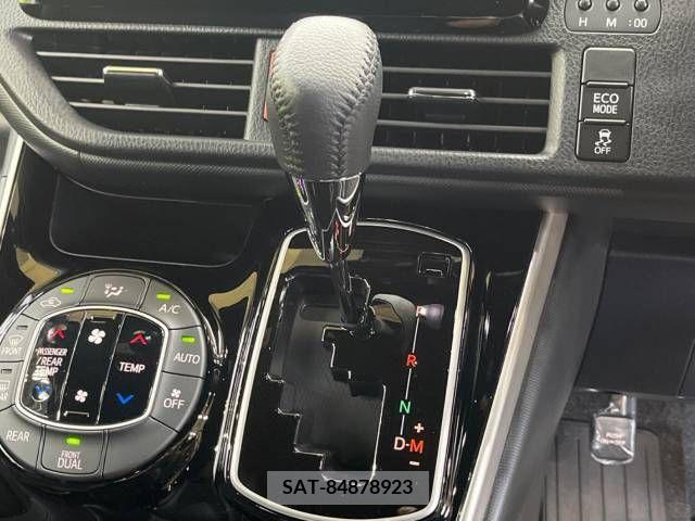 Toyota VOXY 2021-01 289022-18