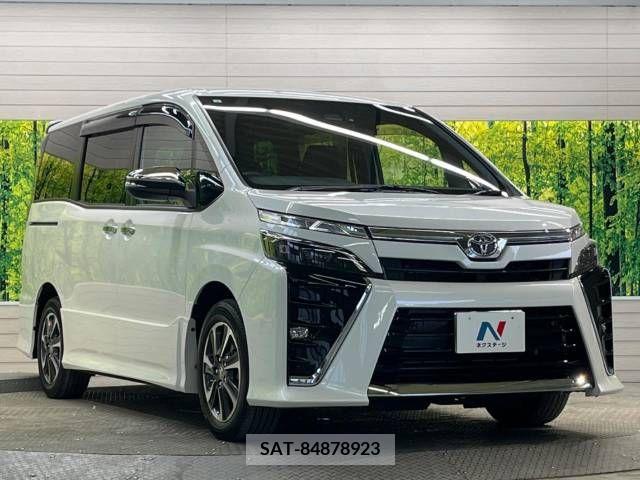 Toyota VOXY 2021-01 289022-14