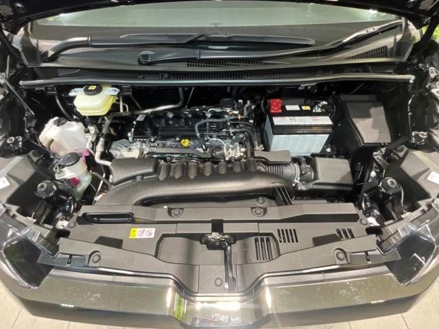 Toyota NOAH 2023-06 190008-18