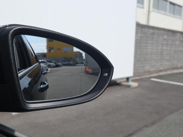VolksWagen GOLF 2018-09 26649-11