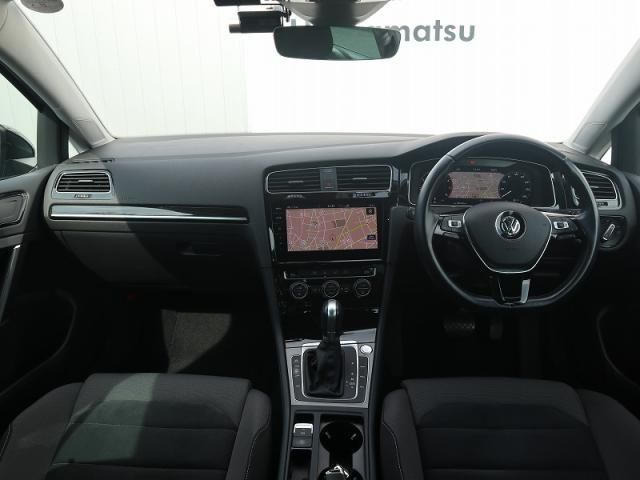 VolksWagen GOLF 2018-09 26649-15