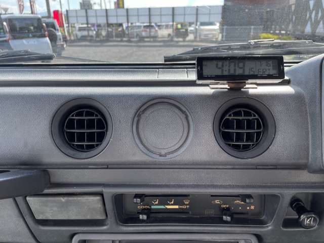 Suzuki JIMNY 1986-01 4445-12