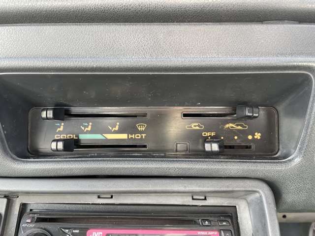 Suzuki JIMNY 1986-01 4445-13