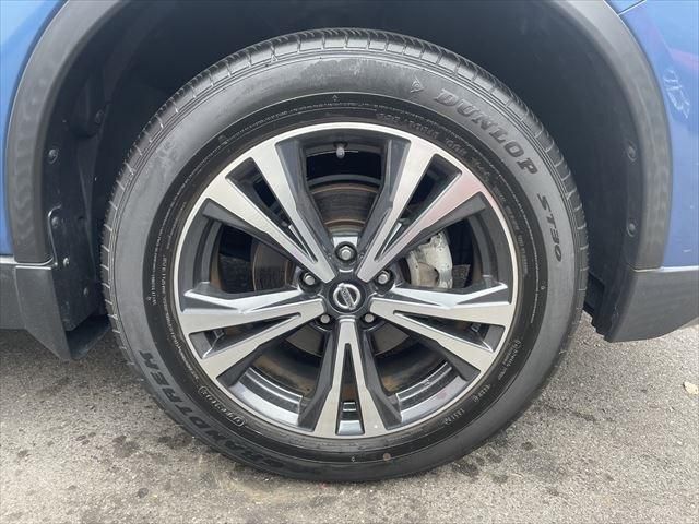 Nissan X-TRAIL 2018-03 196768-14