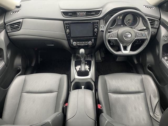 Nissan X-TRAIL 2018-03 196768-18