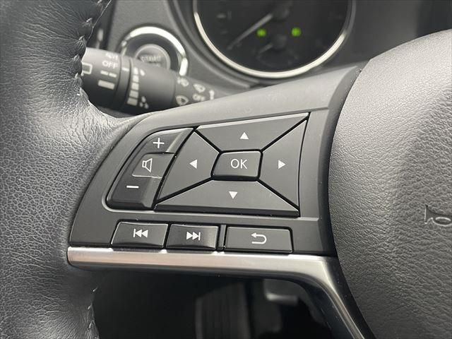 Nissan X-TRAIL 2018-03 196768-29