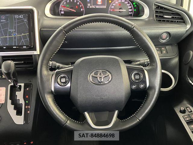 Toyota SIENTA 2021-11 325971-5