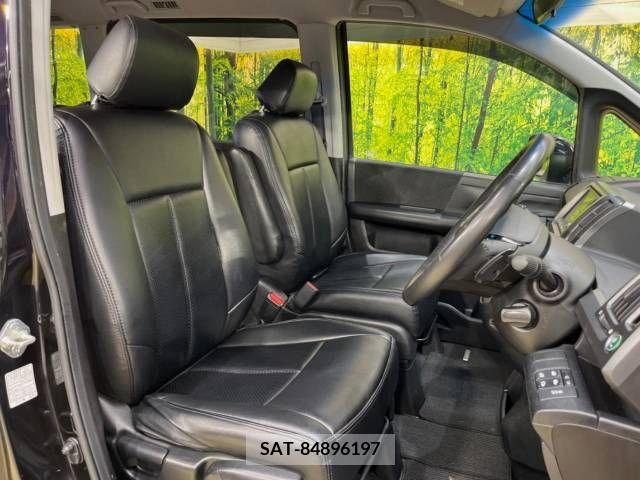 Honda e 2010-02 380391-8