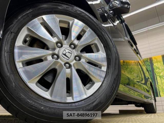 Honda e 2010-02 380391-14