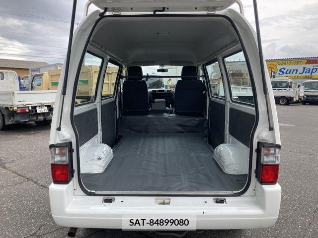 Mazda BONGO VAN 2017-03 263234-7