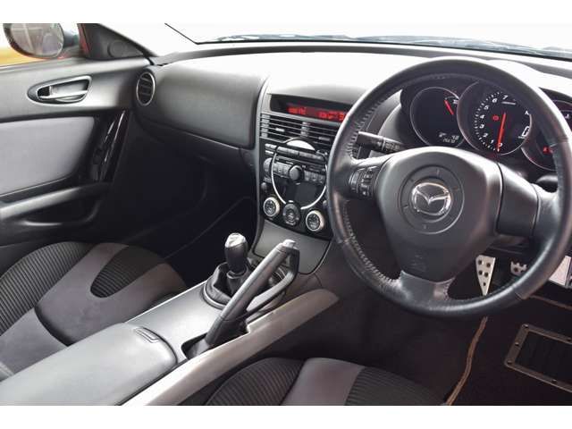 Mazda RX-8 2004-12 185645-3