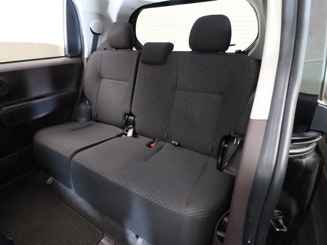 Toyota SPADE 2014-09 16534-7