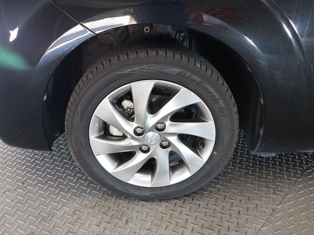 Toyota SPADE 2014-09 16534-27