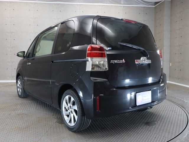 Toyota SPADE 2014-09 16534-24