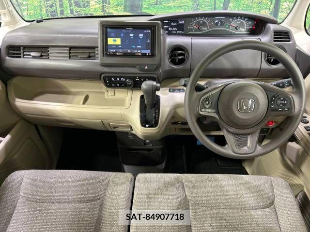 Honda N BOX 2019-06 278638-1