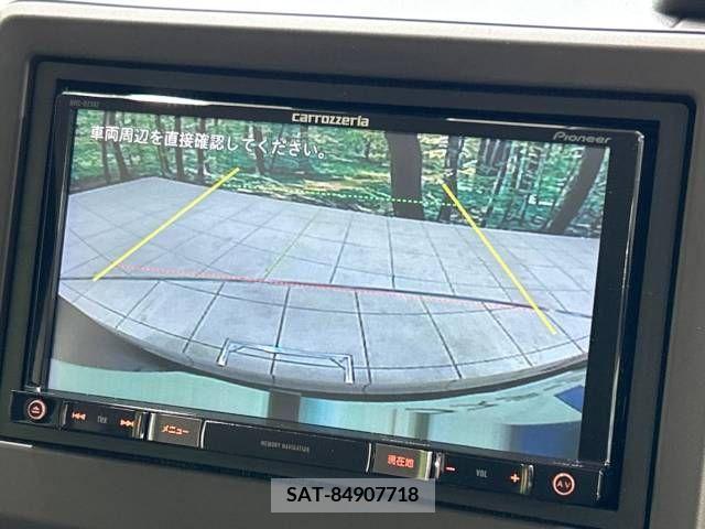 Honda N BOX 2019-06 278638-3