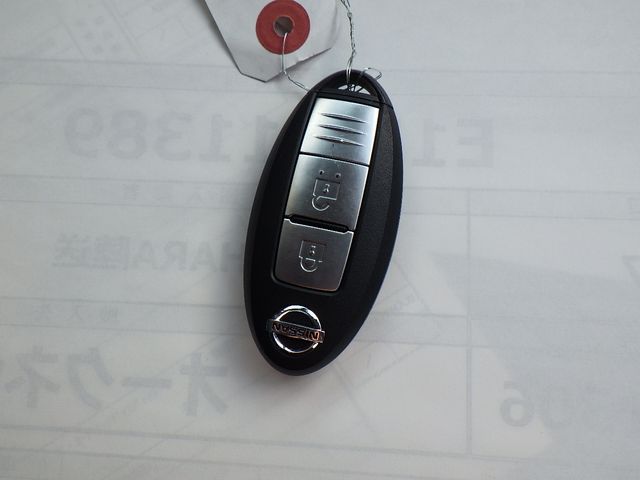 Nissan NOTE 2014-11 180587-27