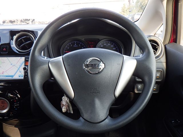 Nissan NOTE 2014-11 180587-12