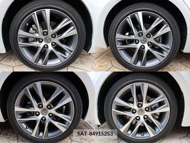 Lexus IS 2018-09 300093-29