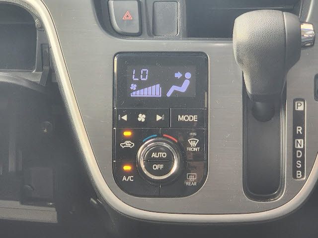 Daihatsu MOVE CUSTOM 2014-12 10252-14
