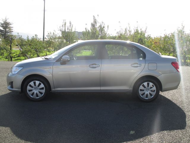 Toyota COROLLA AXIO 2013-11 188230-4