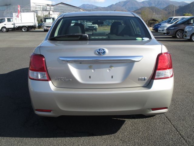 Toyota COROLLA AXIO 2013-11 188230-6