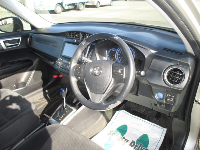 Toyota COROLLA AXIO 2013-11 188230-10