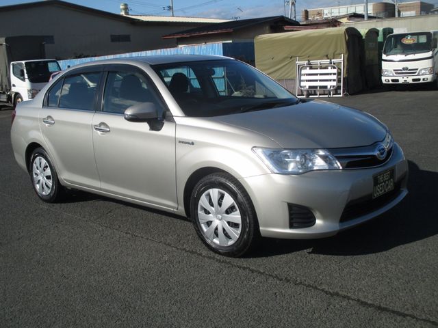Toyota COROLLA AXIO 2013-11 188230-2