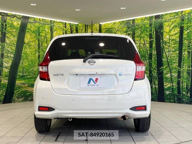 Nissan NOTE 2019-06 305496-15