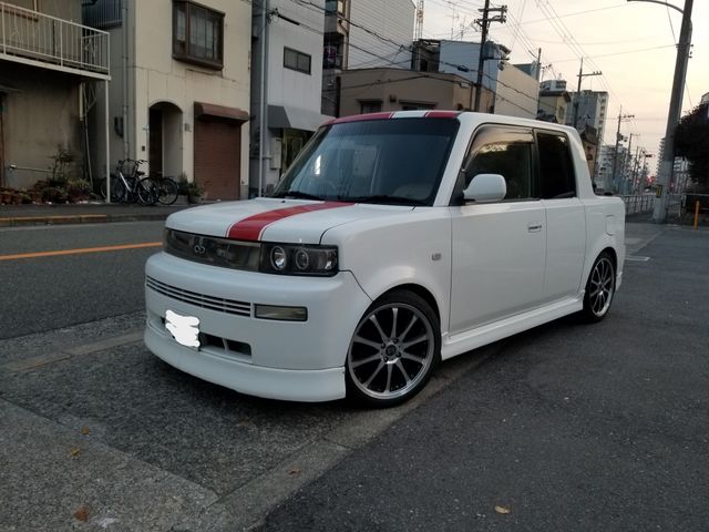 Toyota BB 2001-06 8142-2