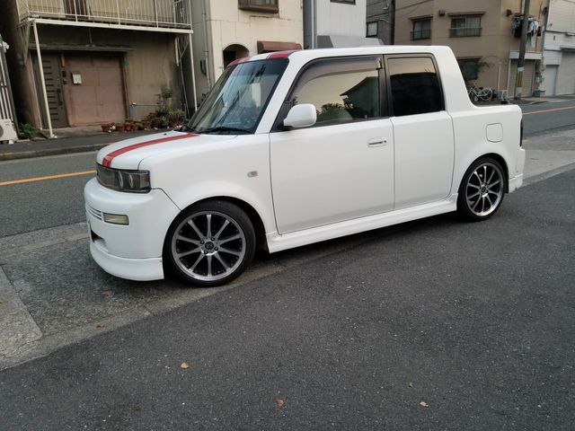 Toyota BB 2001-06 8142-4
