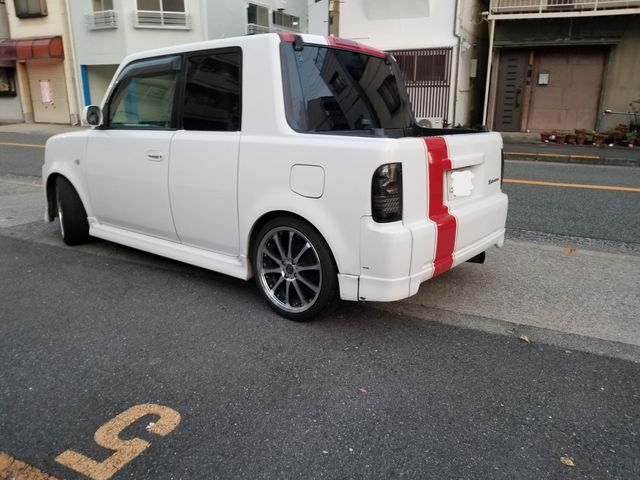 Toyota BB 2001-06 8142-8