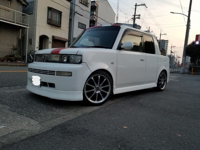 Toyota BB 2001-06 8142-1