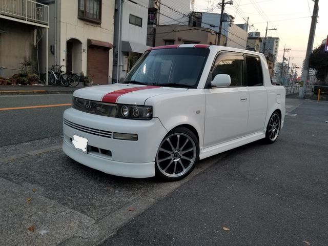 Toyota BB 2001-06 8142-3