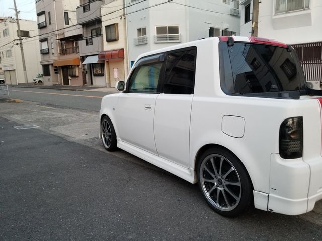 Toyota BB 2001-06 8142-18