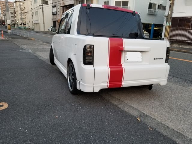 Toyota BB 2001-06 8142-7